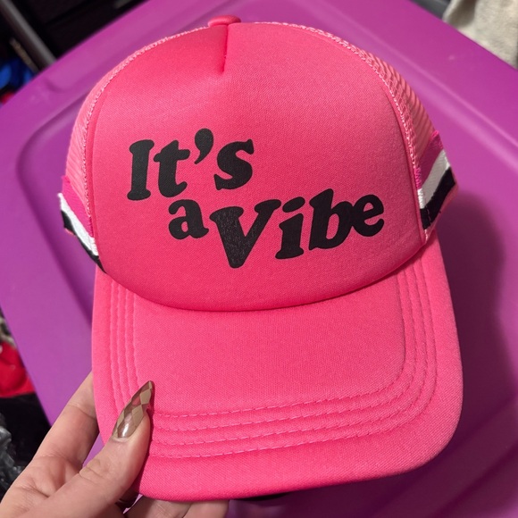 Accessories - Pink trucker hat women’s‎ Cap - It's a Vibe NEW